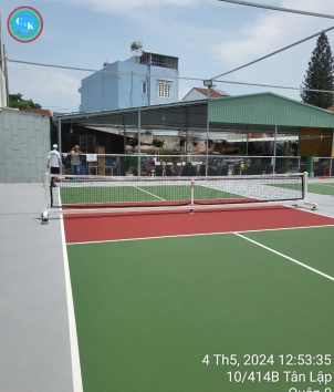 Sân pickleball có lưới di động