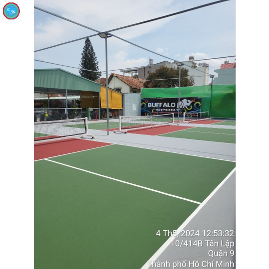 Sân pickleball có lưới di động