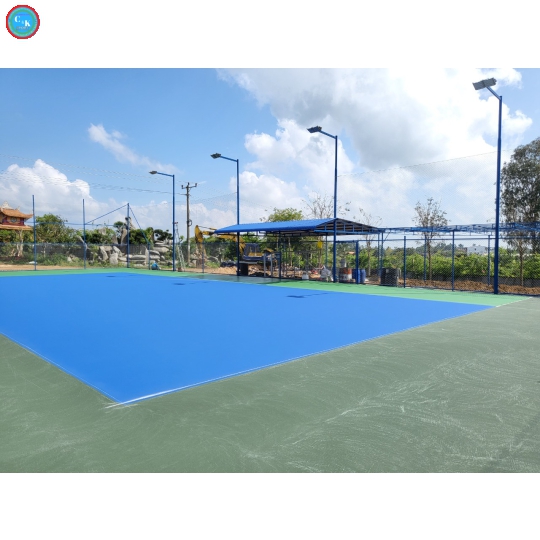 Sân tennis ngoài trời